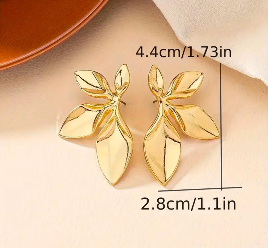 Flower Half-cut Design Golden Earrings