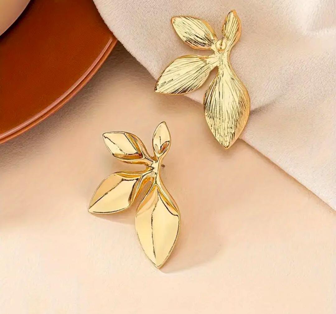 Flower Half-cut Design Golden Earrings