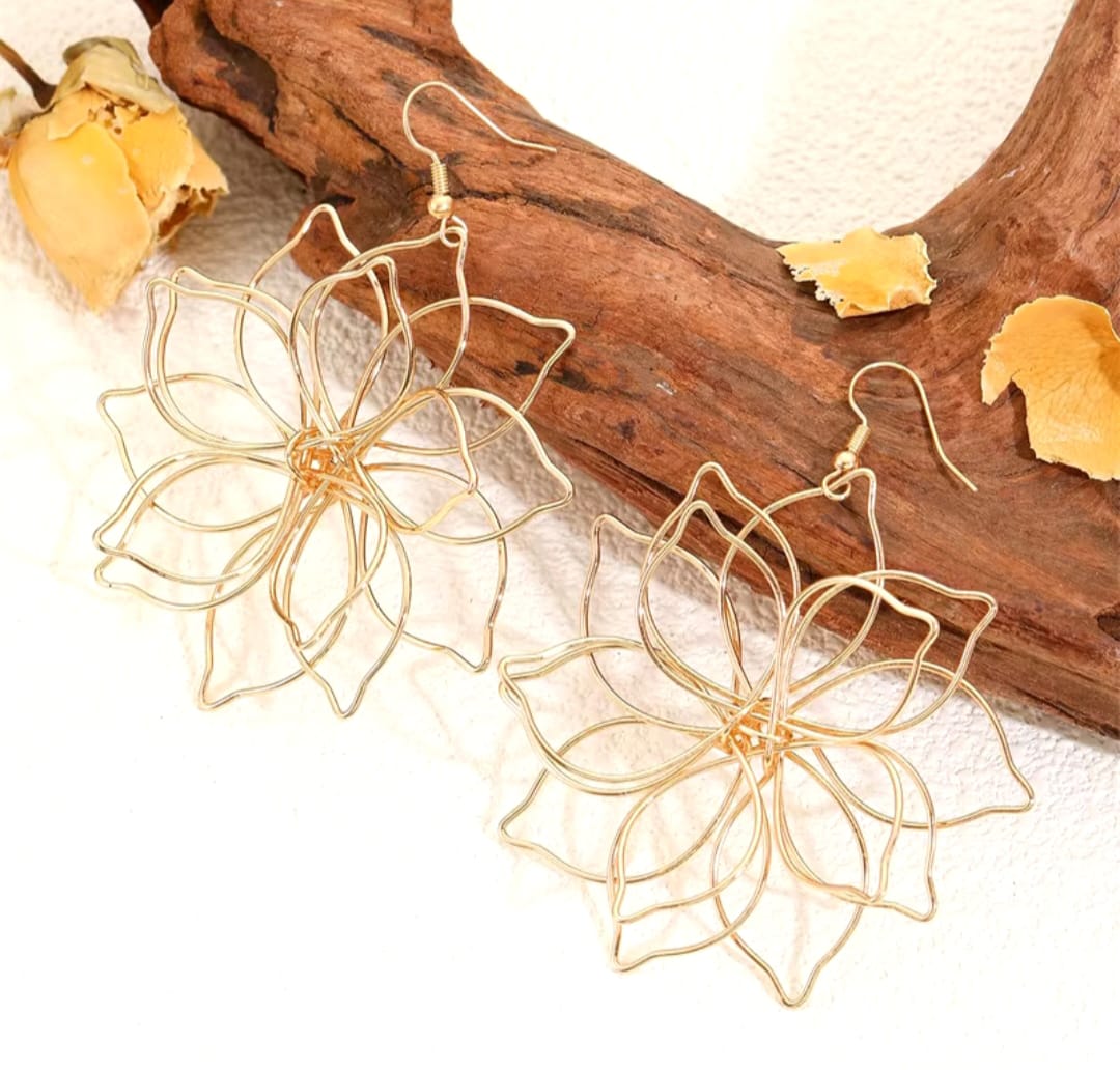 Gold American Style Metal Cutout Flower Dangle Earrings for women